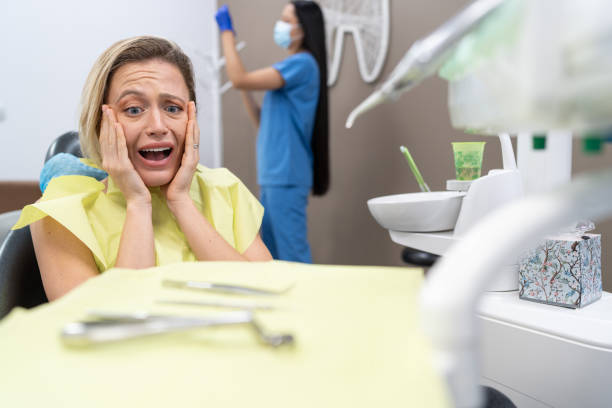 Best Emergency Dentist for Knocked-Out Tooth in Westvle, IL